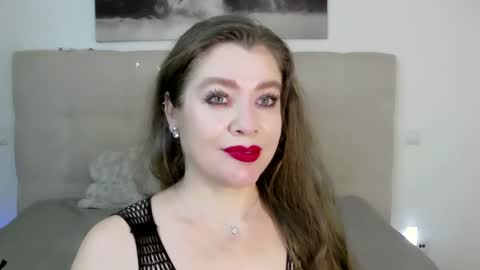 Peters Emily online show from 01-23-25, 09:39