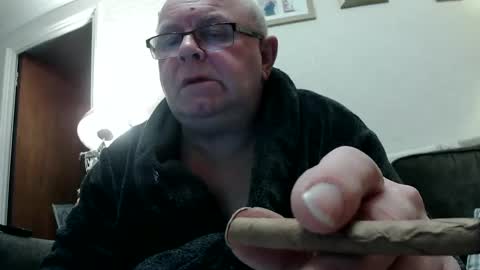 Snapshot of peterstrike171 chatting on 02-08-25, 10:29 peterstrike171 online show from 02-08-25, 10:29