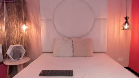 Alice   online show from 02-08-25, 03:31