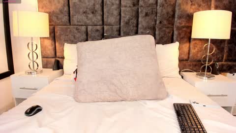 Im Rosse but u can call me Rossie or Rosita . online show from 02-02-25, 01:23