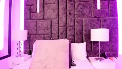 Im Rosse but u can call me Rossie or Rosita . online show from 02-05-25, 08:14