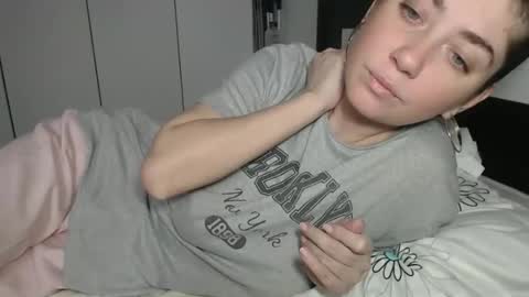 petite_danielle online show from 02-16-26, 08:32