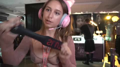 Sasha online show from 02-01-25, 03:41