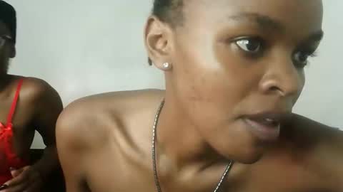 mimi online show from 04-24-26, 02:52