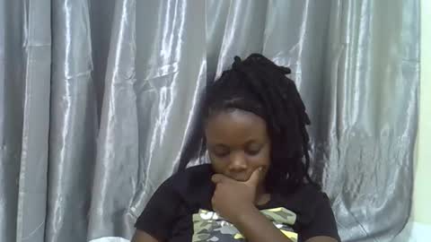 petite_melan online show from 10-29-25, 03:36