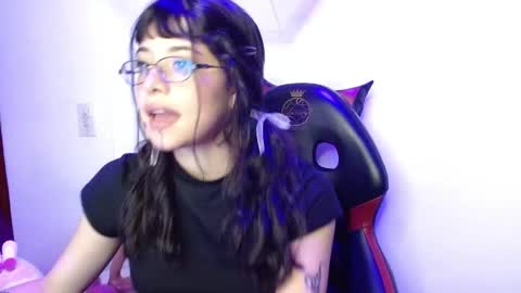 Melody online show from 04-27-26, 02:15