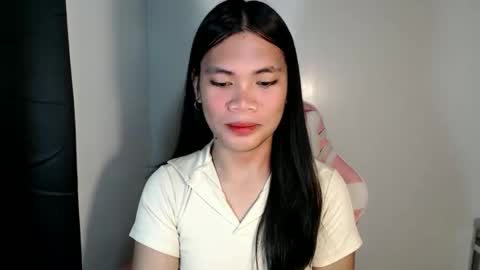 petite_pauline online show from 03-03-26, 02:45