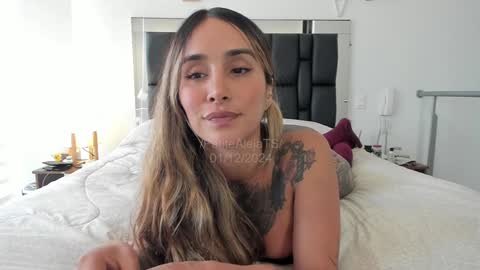 PetiteAlejaTs online show from 12-01-24, 04:29