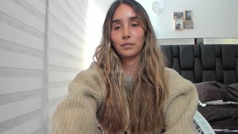 PetiteAlejaTs online show from 01-06-25, 08:28