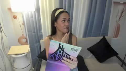 Aliyah online show from 11-22-25, 02:05