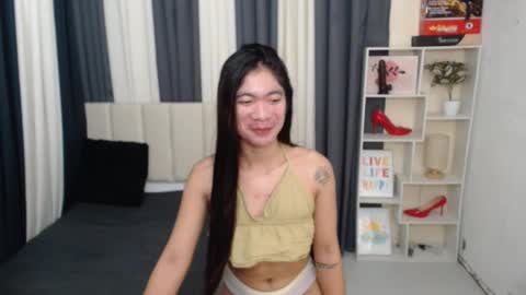 Snapshot of petiteasianjade chatting on 09-30-25, 06:40 Jade online show from 09-30-25, 06:40