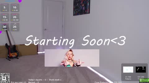 Snapshot of petitebrat chatting on 12-29-24, 11:29 PiperAvery online show from 12-29-24, 11:29