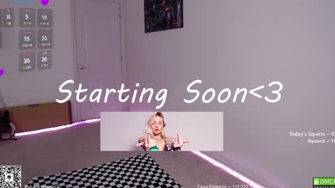 Snapshot of petitebrat chatting on 01-25-25, 04:57 PiperAvery online show from 01-25-25, 04:57