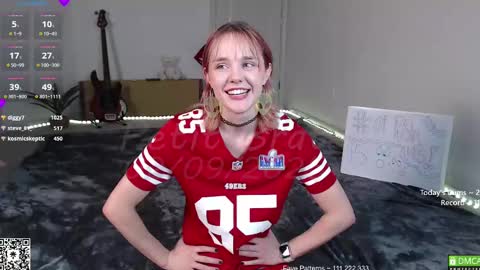 Snapshot of petitebrat chatting on 02-09-25, 09:39 PiperAvery online show from 02-09-25, 09:39