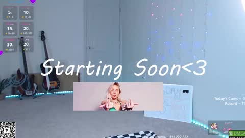 Snapshot of petitebrat chatting on 02-17-25, 09:19 PiperAvery online show from 02-17-25, 09:19