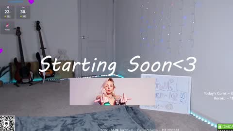 Snapshot of petitebrat chatting on 02-22-25, 03:23 PiperAvery online show from 02-22-25, 03:23