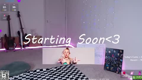 Snapshot of petitebrat chatting on 02-26-25, 02:26 PiperAvery online show from 02-26-25, 02:26