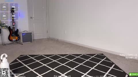 Snapshot of petitebrat chatting on 12-14-25, 12:49 PiperAvery online show from 12-14-25, 12:49