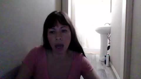 Snapshot of petitedoll30 chatting on 10-29-25, 07:59 Petitedoll30 online show from 10-29-25, 07:59