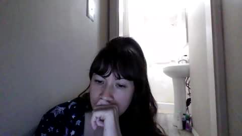 Snapshot of petitedoll30 chatting on 11-24-25, 08:52 Petitedoll30 online show from 11-24-25, 08:52