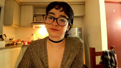 Lunna online show from 04-20-26, 12:46