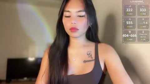 Snapshot of petitegirlx69 chatting on 01-17-25, 02:50 miss lisa online show from 01-17-25, 02:50