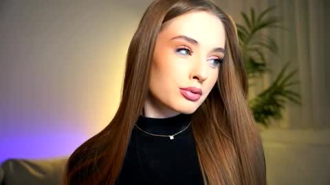 Petitegonwiild online show from 09-21-25, 09:05