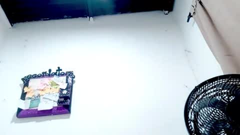 danna online show from 11-13-25, 03:38