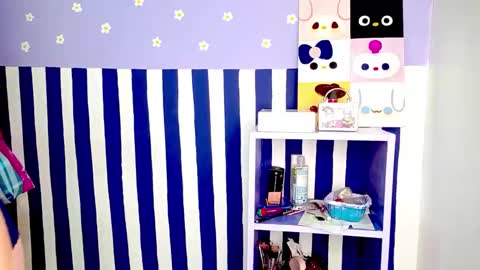 danna online show from 04-17-26, 05:43