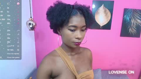 Snapshot of petitelittleebony chatting on 12-30-24, 05:55 little sharon online show from 12-30-24, 05:55