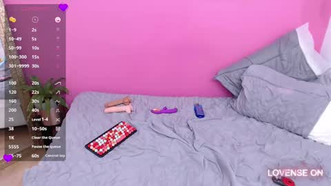 Snapshot of petitelittleebony chatting on 03-07-25, 02:36 little sharon online show from 03-07-25, 02:36