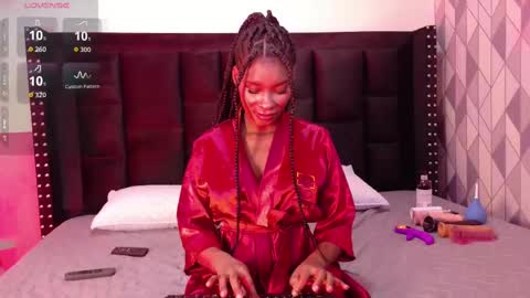 Snapshot of petitelittleebony chatting on 09-30-25, 02:38 little sharon online show from 09-30-25, 02:38