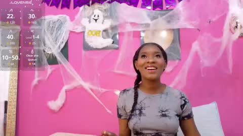 Snapshot of petitelittleebony chatting on 10-19-25, 12:06 little sharon online show from 10-19-25, 12:06