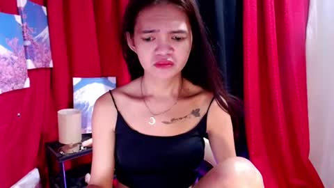 Snapshot of petitepinaycyrenets chatting on 06-13-26, 03:26 TsDELICIOUSCum69 online show from 06-13-26, 03:26