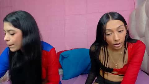 Snapshot of petitestrawberry18 chatting on 11-18-25, 02:54 Tip us ask our names online show from 11-18-25, 02:54