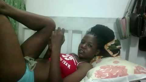 petitesweetchiq online show from 09-15-25, 11:38