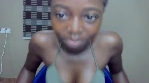 petitexxebony online show from 07-12-26, 07:05