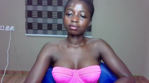 petitexxebony online show from 07-16-26, 08:15