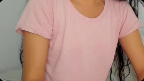 Snapshot of petitgirl_ chatting on 02-22-25, 03:56  J A S S  online show from 02-22-25, 03:56