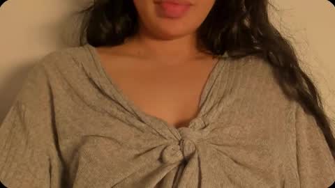 Snapshot of petitgirl_ chatting on 09-20-25, 09:05  J A S S  online show from 09-20-25, 09:05