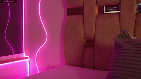 Mussa online show from 04-26-26, 03:48