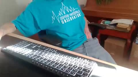 petitwilly online show from 10-27-25, 09:35