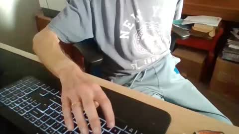 petitwilly online show from 11-13-25, 10:58