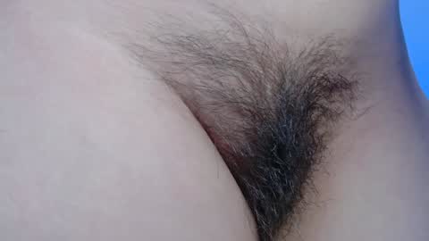 Snapshot of petra_butterfly chatting on 12-10-24, 05:17 i.. .U can call me Nick .... Help me to reach 200 thumbs up online show from 12-10-24, 05:17