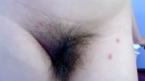 Snapshot of petra_butterfly chatting on 01-10-25, 02:25 i.. .U can call me Nick .... Help me to reach 200 thumbs up online show from 01-10-25, 02:25