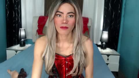 Snapshot of pettie_bigload chatting on 02-04-25, 03:11 Jim online show from 02-04-25, 03:11