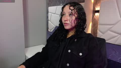 Moon  online show from 11-18-25, 11:14