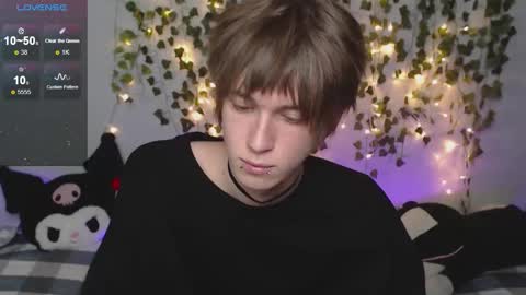 Snapshot of pexxide chatting on 02-16-26, 09:55 soren online show from 02-16-26, 09:55