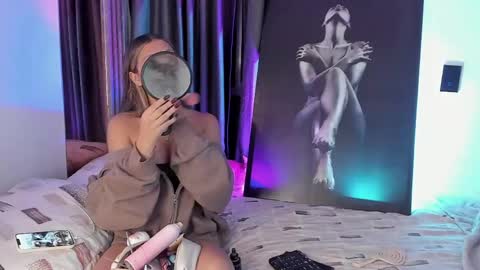 Peyton   online show from 04-05-26, 12:30