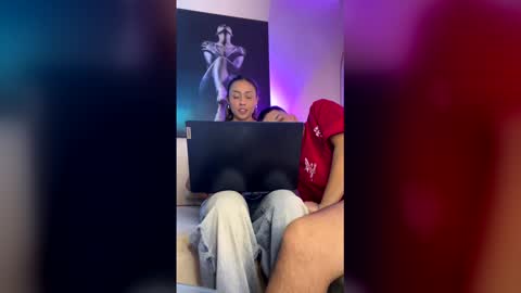 Peyton   online show from 04-24-26, 11:51